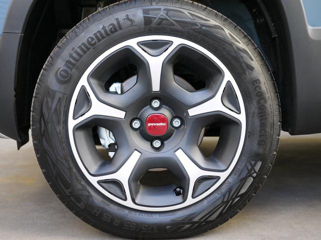 クロス　４×４　ＴＷＩＮＡＩＲ　６ＭＴ　ＵＣＯＮＮＥＣＴオーディオ　カープレイ(22枚目)