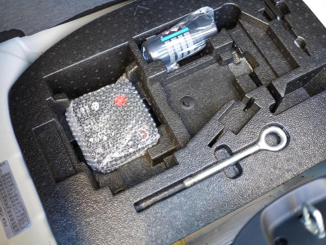 ５００ 　ＬＯＵＮＧＥ　１．２　　８ｖ　５ＭＴ　左ハンドル　生産終了モデル　電動サンルーフ（23枚目）