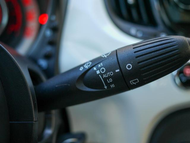 ５００ 　ＬＯＵＮＧＥ　１．２　　８ｖ　５ＭＴ　左ハンドル　生産終了モデル　電動サンルーフ（27枚目）