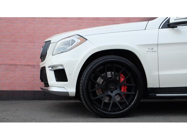 ＧＬ６３　ＡＭＧ　ＨｙｐｅｒＦｏｒｇｅｄ２４ＡＷ・Ｄｅｓｉｇｎｏインテリア・ｈａｒｍａｎ／ｋａｒｄｏｎサウンド・パノラマＳＲ・パナメリカーナＦグリル・カロッツエリアカーナビ・アルパインリアモニター・ドラレコ・新車並行♪(18枚目)