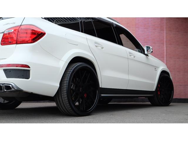 ＧＬ６３　ＡＭＧ　ＨｙｐｅｒＦｏｒｇｅｄ２４ＡＷ・Ｄｅｓｉｇｎｏインテリア・ｈａｒｍａｎ／ｋａｒｄｏｎサウンド・パノラマＳＲ・パナメリカーナＦグリル・カロッツエリアカーナビ・アルパインリアモニター・ドラレコ・新車並行♪(24枚目)