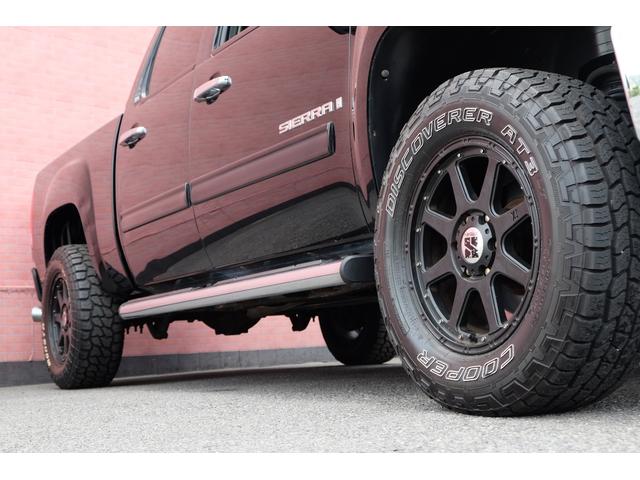 ＧＭＣシエラ 　ＳＬＥ／ＡＷＤ／ＣＲＥＷＣＡＢ／検１年／ＭＬＪ１８ＡＷ／３ｉｎボディリフト／ランニングボード／トノカバー／ベッドライナー／ＨＤＤナビ／ＢＴ／Ｆ・Ｓ・Ｒカメラ／ＳＲ／レザーシート／ワンオフマフラー（17枚目）