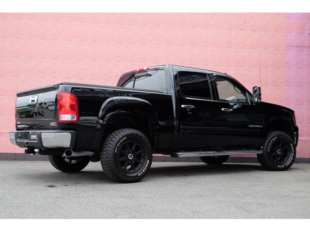 ＧＭＣシエラ 　ＳＬＥ／ＡＷＤ／ＣＲＥＷＣＡＢ／検１年／ＭＬＪ１８ＡＷ／３ｉｎボディリフト／ランニングボード／トノカバー／ベッドライナー／ＨＤＤナビ／ＢＴ／Ｆ・Ｓ・Ｒカメラ／ＳＲ／レザーシート／ワンオフマフラー（25枚目）