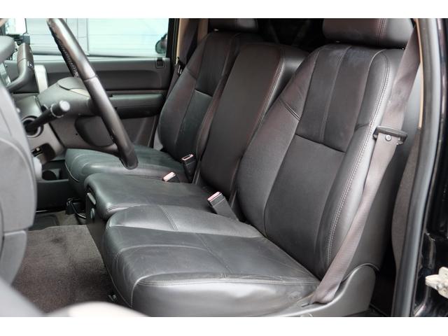 ＧＭＣシエラ 　ＳＬＥ／ＡＷＤ／ＣＲＥＷＣＡＢ／検１年／ＭＬＪ１８ＡＷ／３ｉｎボディリフト／ランニングボード／トノカバー／ベッドライナー／ＨＤＤナビ／ＢＴ／Ｆ・Ｓ・Ｒカメラ／ＳＲ／レザーシート／ワンオフマフラー（45枚目）