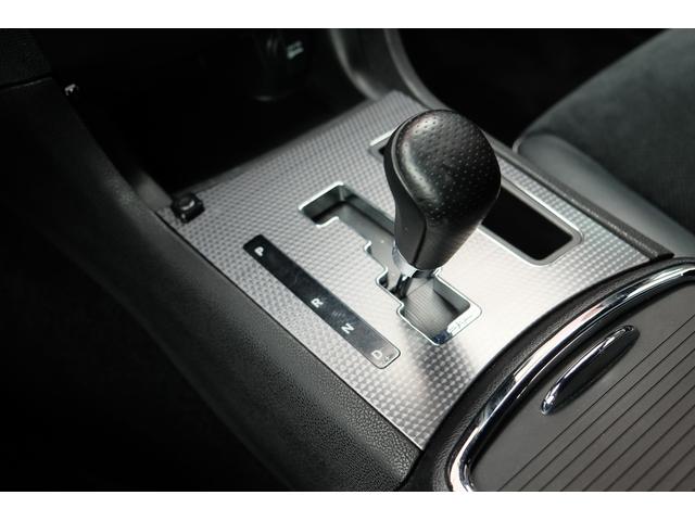 ダッジ・チャージャー ＳＲＴ８　新並／６．４ＨＥＭＩ／ＳＲ／２０ＡＷ／ＢＩＬＳＴＥＩＮショック／Ｅｉｂａｃｈサス／ＢｒｅｍｂｏキャリパーＢ／Ｂｏｒｌａエキゾースト／ＳＲＴハーフレザー／パナソニックナビ／フルセグ／リモートＥＧスタート（65枚目）