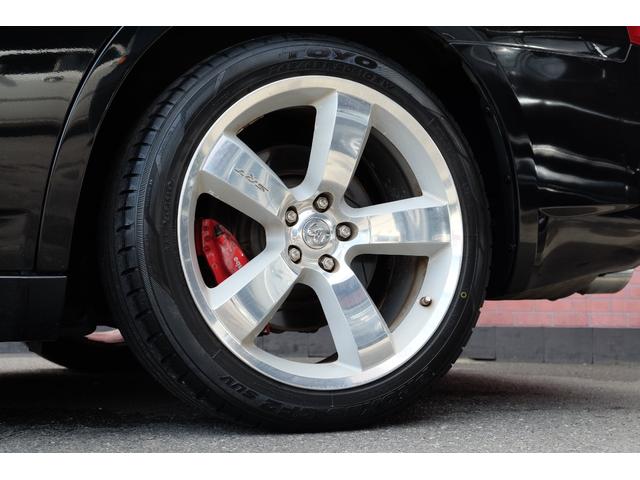 ダッジ・チャージャー ＳＲＴ８　２００８年後期／正規ディーラー車／５万ｋｍ／６．１ＨＥＭＩ／純正２０ＡＷ／Ｂｒｅｍｂｏキャリパー／ＢＩＬＳＴＥＩＮショック／サンルーフ／ＳＲＴ専用シート／ＭＯＰＡＲ＆ＨＵＲＳＴシフト／純正ＨＤＤナビ（12枚目）