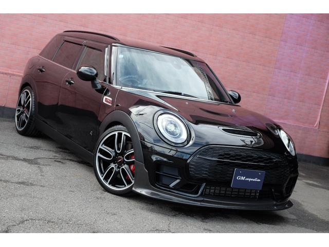 ＭＩＮＩ ＪＣＷ　クラブマン　エクスクルーシブスタイル　３ＤデザインＦｒエアロ／ＬＣＩ後期フェイス／後期ＬＥＤテール／ＭＩＮＩＹｏｕｒｓレザーラウンジシート／ＭＩＮＩＹｏｕｒｓインテリアイルミ／電動シート／シートメモリー／ピアノブラックＥＸ／地デジ／ＨＵＤ（3枚目）