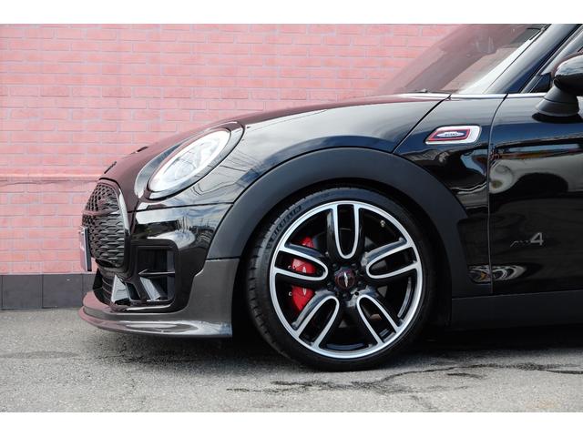 ＭＩＮＩ ＪＣＷ　クラブマン　エクスクルーシブスタイル　３ＤデザインＦｒエアロ／ＬＣＩ後期フェイス／後期ＬＥＤテール／ＭＩＮＩＹｏｕｒｓレザーラウンジシート／ＭＩＮＩＹｏｕｒｓインテリアイルミ／電動シート／シートメモリー／ピアノブラックＥＸ／地デジ／ＨＵＤ（18枚目）
