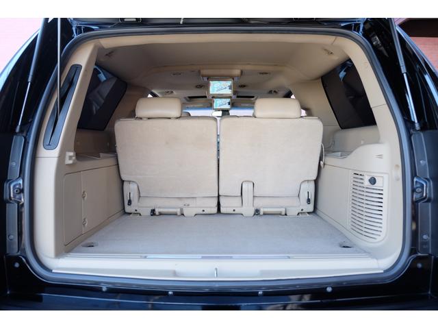 キャデラックエスカレード ＥＳＶ　ＫＭＣ２６インチＡＷ／フロントツインモニター／純正リアモニター２基／０９年メーター／電動ステアリングコラム／電動ランニングボード／ＳＲ／ＢＯＳＥ／ココアカシミヤ内装／電動リアゲート／セカンドキャプテン（44枚目）