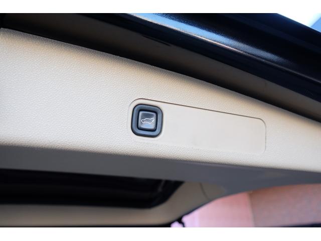 キャデラックエスカレード ＥＳＶ　ＫＭＣ２６インチＡＷ／フロントツインモニター／純正リアモニター２基／０９年メーター／電動ステアリングコラム／電動ランニングボード／ＳＲ／ＢＯＳＥ／ココアカシミヤ内装／電動リアゲート／セカンドキャプテン（45枚目）