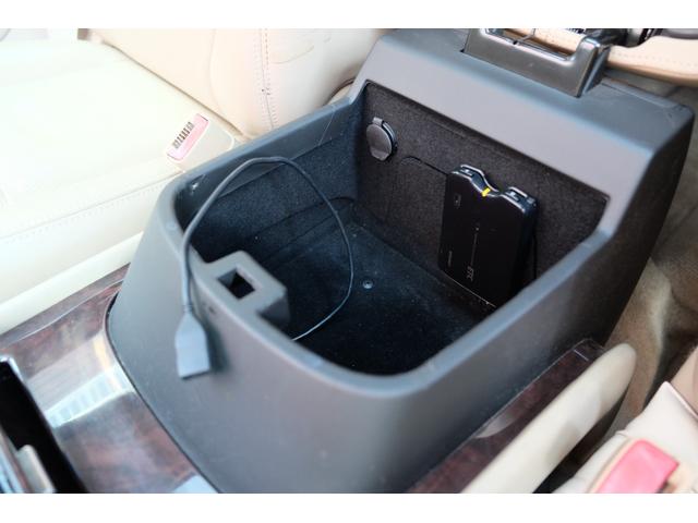 キャデラックエスカレード ＥＳＶ　ＫＭＣ２６インチＡＷ／フロントツインモニター／純正リアモニター２基／０９年メーター／電動ステアリングコラム／電動ランニングボード／ＳＲ／ＢＯＳＥ／ココアカシミヤ内装／電動リアゲート／セカンドキャプテン（67枚目）