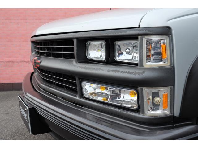 シボレータホスポーツ 　９７モデル／正規輸入車／２ドア／８ナンバー放送宣伝登録／８．６万ｋｍ／オーナーズマニュアル有／ミッキートンプソン１６ＡＷ／サイドステップ／フローティングナビ／ＥＴＣ２．０／バックカメラ／ＶＯＲＴＥＣ（8枚目）