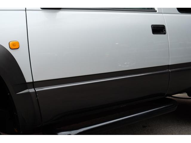 シボレータホスポーツ 　９７モデル／正規輸入車／２ドア／８ナンバー放送宣伝登録／８．６万ｋｍ／オーナーズマニュアル有／ミッキートンプソン１６ＡＷ／サイドステップ／フローティングナビ／ＥＴＣ２．０／バックカメラ／ＶＯＲＴＥＣ（17枚目）