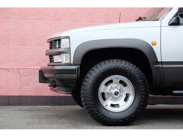 シボレータホスポーツ 　９７モデル／正規輸入車／２ドア／８ナンバー放送宣伝登録／８．６万ｋｍ／オーナーズマニュアル有／ミッキートンプソン１６ＡＷ／サイドステップ／フローティングナビ／ＥＴＣ２．０／バックカメラ／ＶＯＲＴＥＣ（26枚目）