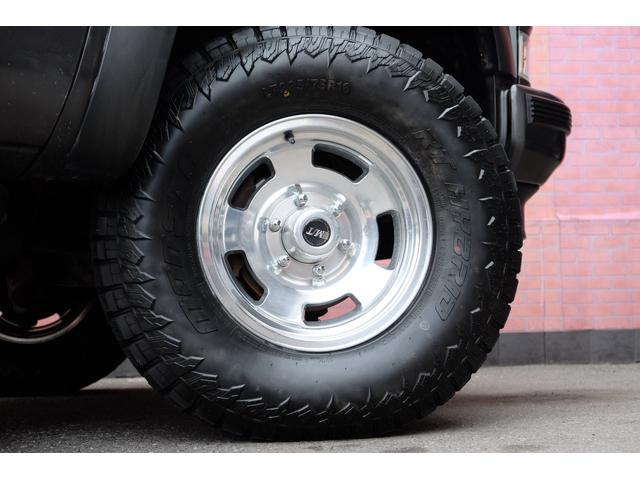 シボレータホスポーツ 　９７モデル／正規輸入車／２ドア／８ナンバー放送宣伝登録／８．６万ｋｍ／オーナーズマニュアル有／ミッキートンプソン１６ＡＷ／サイドステップ／フローティングナビ／ＥＴＣ２．０／バックカメラ／ＶＯＲＴＥＣ（40枚目）