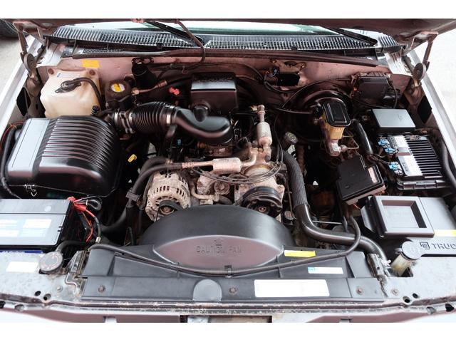 シボレータホスポーツ 　９７モデル／正規輸入車／２ドア／８ナンバー放送宣伝登録／８．６万ｋｍ／オーナーズマニュアル有／ミッキートンプソン１６ＡＷ／サイドステップ／フローティングナビ／ＥＴＣ２．０／バックカメラ／ＶＯＲＴＥＣ（46枚目）