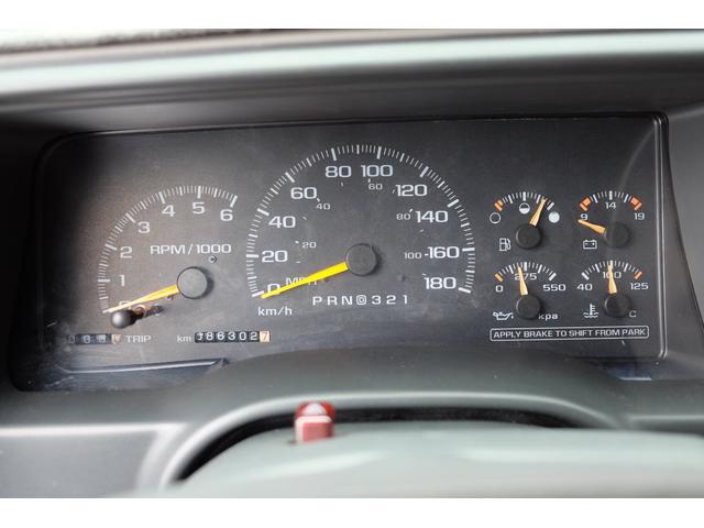 シボレータホスポーツ 　９７モデル／正規輸入車／２ドア／８ナンバー放送宣伝登録／８．６万ｋｍ／オーナーズマニュアル有／ミッキートンプソン１６ＡＷ／サイドステップ／フローティングナビ／ＥＴＣ２．０／バックカメラ／ＶＯＲＴＥＣ（58枚目）