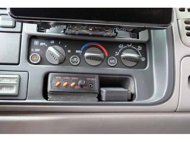 シボレータホスポーツ 　９７モデル／正規輸入車／２ドア／８ナンバー放送宣伝登録／８．６万ｋｍ／オーナーズマニュアル有／ミッキートンプソン１６ＡＷ／サイドステップ／フローティングナビ／ＥＴＣ２．０／バックカメラ／ＶＯＲＴＥＣ（63枚目）