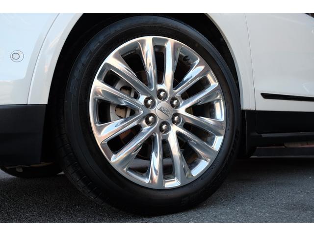 キャデラックＸＴ５クロスオーバー プラチナム　ＣＵＥナビ／カープレイ／フルセグ／レーンアシスト／アダプティブクルコン／ベンチレーションシート／リアシートヒーター／トライゾーンＡＣ／リアモニター／２０ＡＷ／ＨＵＤ／ランニングボード／ＳＲ／ＢＯＳＥ（11枚目）