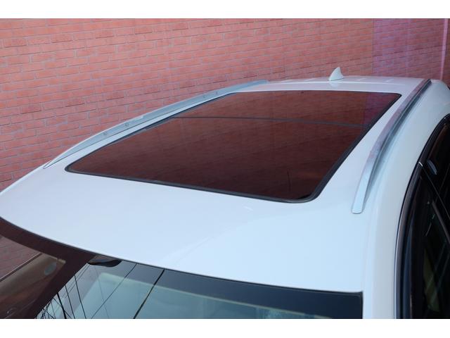 キャデラックＸＴ５クロスオーバー プラチナム　ＣＵＥナビ／カープレイ／フルセグ／レーンアシスト／アダプティブクルコン／ベンチレーションシート／リアシートヒーター／トライゾーンＡＣ／リアモニター／２０ＡＷ／ＨＵＤ／ランニングボード／ＳＲ／ＢＯＳＥ（16枚目）