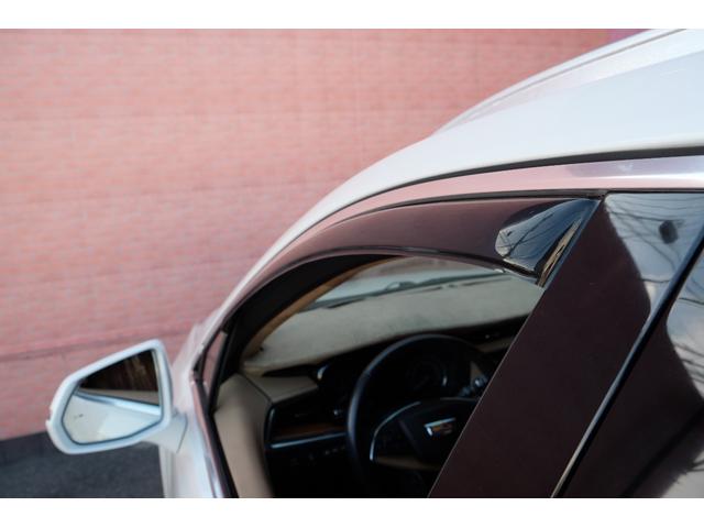 キャデラックＸＴ５クロスオーバー プラチナム　ＣＵＥナビ／カープレイ／フルセグ／レーンアシスト／アダプティブクルコン／ベンチレーションシート／リアシートヒーター／トライゾーンＡＣ／リアモニター／２０ＡＷ／ＨＵＤ／ランニングボード／ＳＲ／ＢＯＳＥ（30枚目）