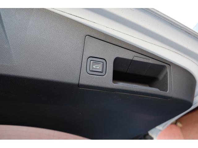 キャデラックＸＴ５クロスオーバー プラチナム　ＣＵＥナビ／カープレイ／フルセグ／レーンアシスト／アダプティブクルコン／ベンチレーションシート／リアシートヒーター／トライゾーンＡＣ／リアモニター／２０ＡＷ／ＨＵＤ／ランニングボード／ＳＲ／ＢＯＳＥ（75枚目）