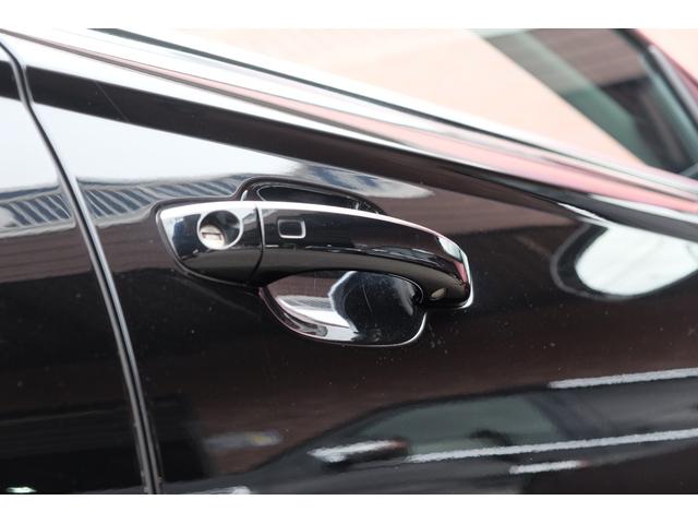 Ａ６アバント ３．０ＴＦＳＩクワトロ　後期／ＫＷ車高調／２０ＡＷ／ＲＳ６スタイルＦバンパー／リアルーフスポイラー／カスタムエキゾースト／マトリクスＬＥＤ／ＭＭＩナビＭＭＩタッチ／ＢＯＳＥ／４ゾーンＡＡＣ／サンブラインド／前後シートヒーター（36枚目）