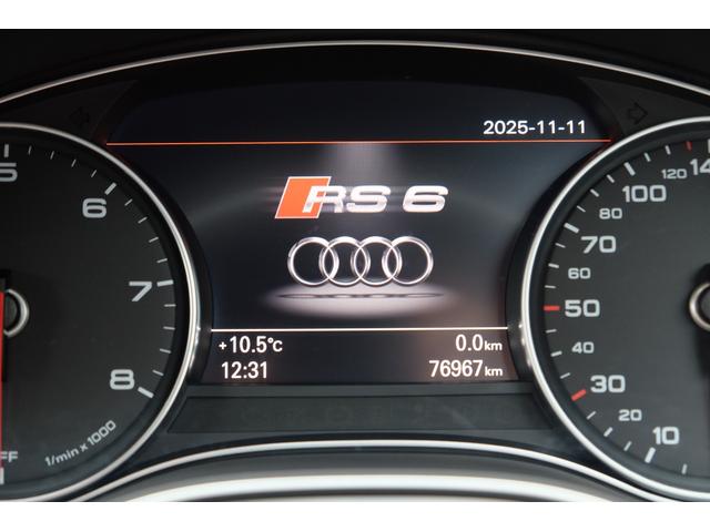 Ａ６アバント ３．０ＴＦＳＩクワトロ　後期／ＫＷ車高調／２０ＡＷ／ＲＳ６スタイルＦバンパー／リアルーフスポイラー／カスタムエキゾースト／マトリクスＬＥＤ／ＭＭＩナビＭＭＩタッチ／ＢＯＳＥ／４ゾーンＡＡＣ／サンブラインド／前後シートヒーター（51枚目）