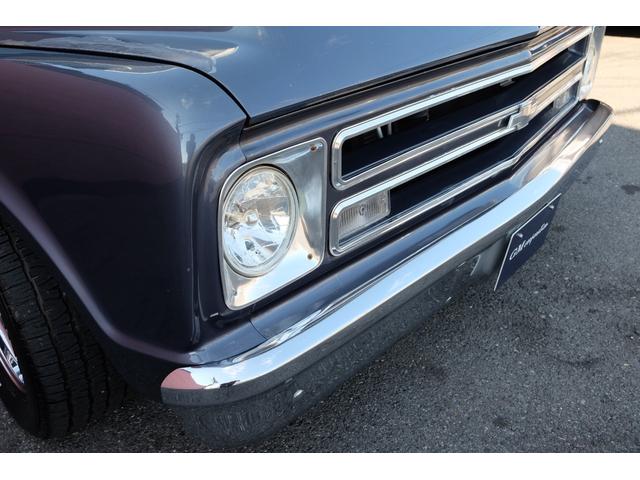 シボレーＣ－１０ ステップサイド　ＨｏｌｌｙスナイパーＥＦＩ（電子制御インジェクション）／エアサス／ダコタデジタル／電動ファンアルミラジエータ／Ｈｅｄｍａｎヘダース／サイドテールマフラー／ＫＹＢショック／１５ＡＷ／４ＡＴ／ＮＯｘＰＭ適（9枚目）