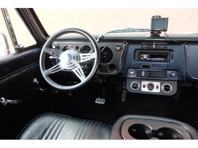 シボレーＣ－１０ ステップサイド　ＨｏｌｌｙスナイパーＥＦＩ（電子制御インジェクション）／エアサス／ダコタデジタル／電動ファンアルミラジエータ／Ｈｅｄｍａｎヘダース／サイドテールマフラー／ＫＹＢショック／１５ＡＷ／４ＡＴ／ＮＯｘＰＭ適（54枚目）