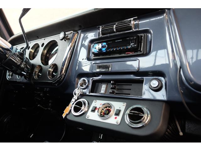 シボレーＣ－１０ ステップサイド　ＨｏｌｌｙスナイパーＥＦＩ（電子制御インジェクション）／エアサス／ダコタデジタル／電動ファンアルミラジエータ／Ｈｅｄｍａｎヘダース／サイドテールマフラー／ＫＹＢショック／１５ＡＷ／４ＡＴ／ＮＯｘＰＭ適（71枚目）