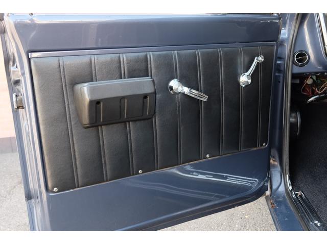 シボレーＣ－１０ ステップサイド　ＨｏｌｌｙスナイパーＥＦＩ（電子制御インジェクション）／エアサス／ダコタデジタル／電動ファンアルミラジエータ／Ｈｅｄｍａｎヘダース／サイドテールマフラー／ＫＹＢショック／１５ＡＷ／４ＡＴ／ＮＯｘＰＭ適（78枚目）