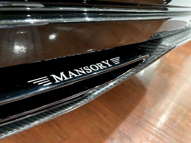 レンジローバー ＳＶオートバイオグラフィロングホイルベース５６５ＰＳ　ＭＡＮＳＯＲＹエアロフルキット・ＭＡＮＳＯＲＹ２３インチアルミ・４人乗り・スライディングパノラミックルーフ・キルテッドポルトローナフラウレザー・デジタルインナーミラー・ドライブレコーダー前後（12枚目）