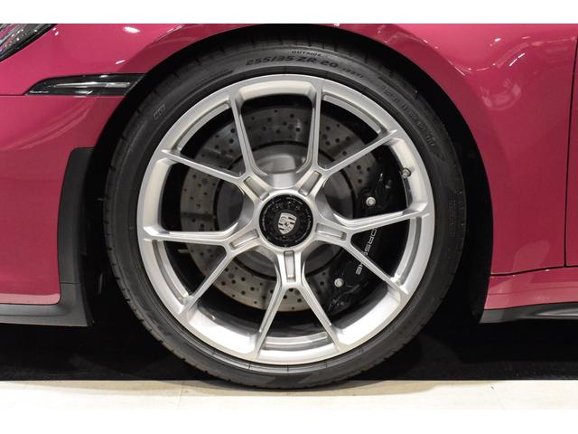 ９１１ ９１１ＧＴ３ツーリングパッケージ　ルビースターネオ　左ハンドル　６速マニュアル　フロントリフトシステム　エクスクルーシブデザインテールライト　レーンキープアシスト　パーキングアシスト　ドライブレコーダー　シートヒーター（21枚目）