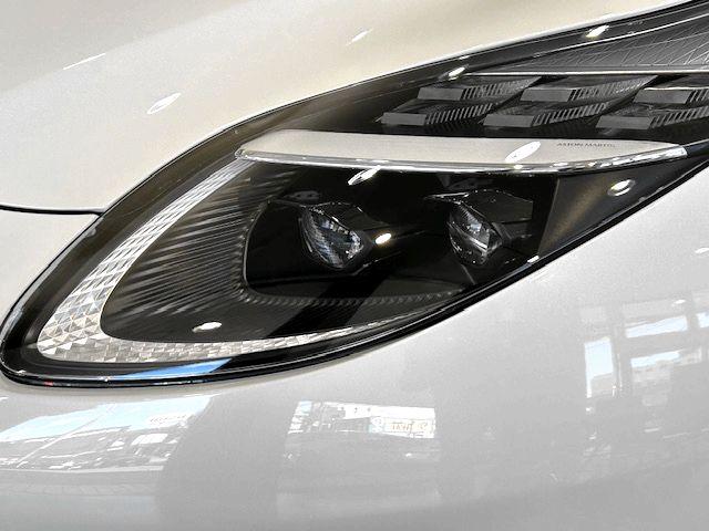 ＤＢ１２ ベースグレード　アダプティブクルーズコントロール　レーンキープアシスト　パーキングアシスト　ドライブレコーダー　ディスプレイオーディオ　パワーシート　シートエアコン　シートヒーター（10枚目）