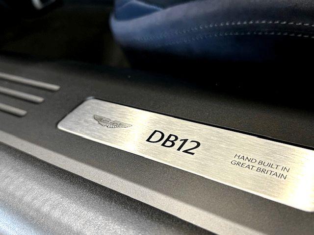 ＤＢ１２ ベースグレード　アダプティブクルーズコントロール　レーンキープアシスト　パーキングアシスト　ドライブレコーダー　ディスプレイオーディオ　パワーシート　シートエアコン　シートヒーター（18枚目）