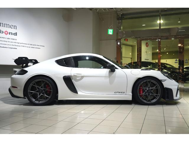 ７１８ケイマン ７１８ケイマンＧＴ４　ＲＳ　ワンオーナー　ヴァイザッハＰＫＧ　クラブスポーツＰＫＧ　フロント／カーボン部分プロテクション　スポーツクロノ　スポーツエグゾースト　ドラレコ　レーダー　禁煙車　ルーフラッピング（6枚目）