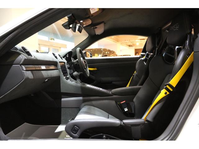 ７１８ケイマン ７１８ケイマンＧＴ４　ＲＳ　ワンオーナー　ヴァイザッハＰＫＧ　クラブスポーツＰＫＧ　フロント／カーボン部分プロテクション　スポーツクロノ　スポーツエグゾースト　ドラレコ　レーダー　禁煙車　ルーフラッピング（33枚目）