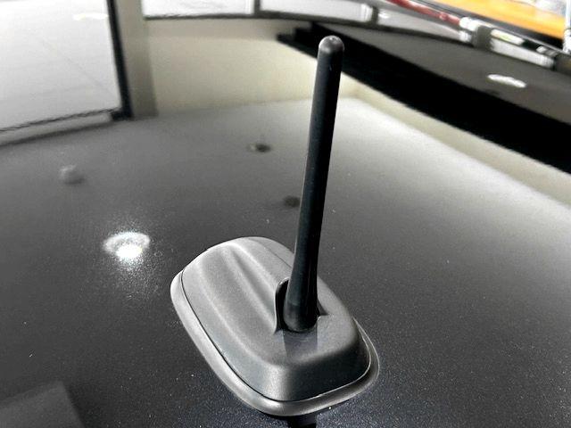 ＭＩＮＩ ジョンクーパーワークス　ジョンクーパーワークストリム　ＡＣＳバンパーグリル・３Ｄデザインカーボンパドル＆ペダル＆フットレスト・ＣＰＭロアレインフォースメント＆フロントメンバーブレース・社外スピーカー（13枚目）