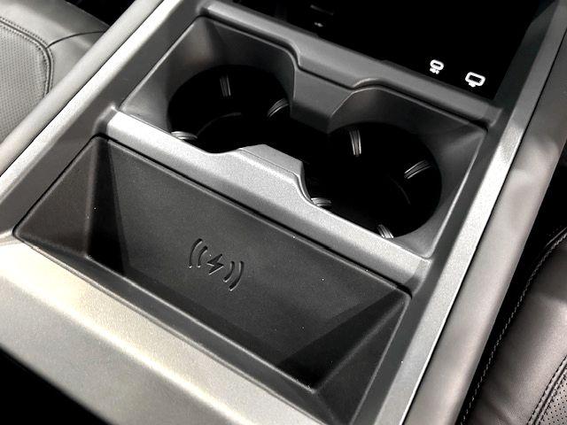 ディフェンダー ９０Ｘ－ダイナミックＨＳＥ　Ｄ３５０　エクステンデッドブラックエクステリアパック・ＭＥＲＩＤＩＡＮサラウンドサウンドシステム・ＣｌｅａｒＳｉｇｈｔインテリアビューミラー（26枚目）