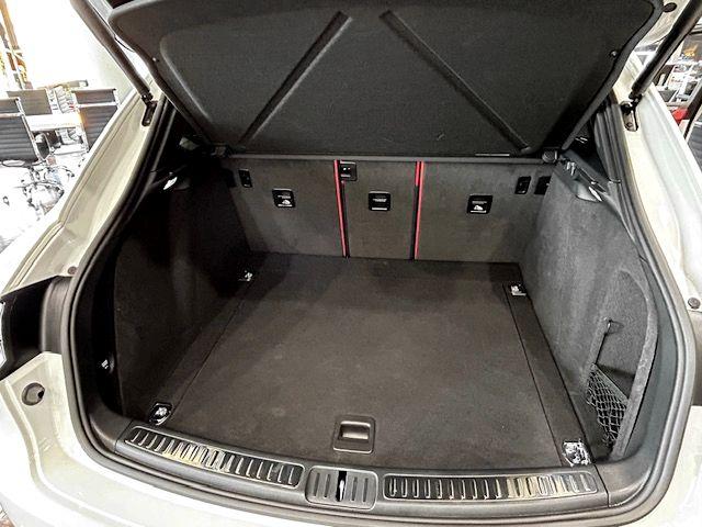 マカン マカンＧＴＳ　スポーツクロノパッケージ　スポーツエグゾースト　パノラマサンルーフ　ＡＣＣ　ＬＣＡ　２１インチＴｕｒｂｏホイール（16枚目）
