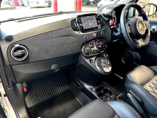 アバルト６９５Ｃ ツーリズモ　ビルシュタインＢ１４・ホイールスペーサー・デジタルインナーミラー・ＰＰＴスロットルコントローラー・ＢＭＣ　ＯＴＡ・コードテック製バルブコントローラー・Ｂｒｅｍｂｏ製ブレーキキャリパー（18枚目）