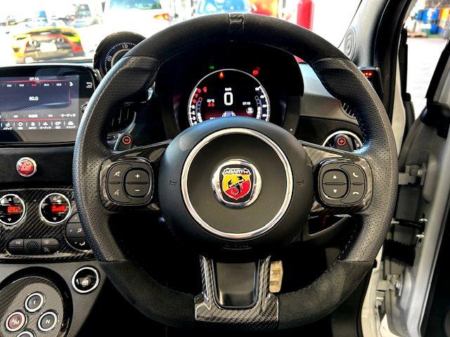 アバルト６９５Ｃ ツーリズモ　ビルシュタインＢ１４・ホイールスペーサー・デジタルインナーミラー・ＰＰＴスロットルコントローラー・ＢＭＣ　ＯＴＡ・コードテック製バルブコントローラー・Ｂｒｅｍｂｏ製ブレーキキャリパー（28枚目）