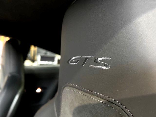 ９１１ カレラＧＴＳ　Ｒａｃｅ－Ｔｅｘインテリアパッケージ　ＨＤマトリックスＬＥＤヘッドライト　ＢＯＳＥサラウンドサウンドシステム　スポーツクロノ　スポーツエグゾースト　プライバシーガラス（17枚目）