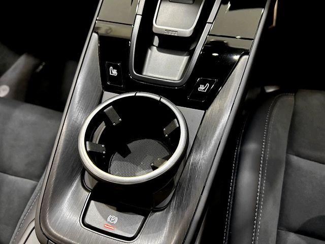 ９１１ カレラＧＴＳ　Ｒａｃｅ－Ｔｅｘインテリアパッケージ　ＨＤマトリックスＬＥＤヘッドライト　ＢＯＳＥサラウンドサウンドシステム　スポーツクロノ　スポーツエグゾースト　プライバシーガラス（24枚目）