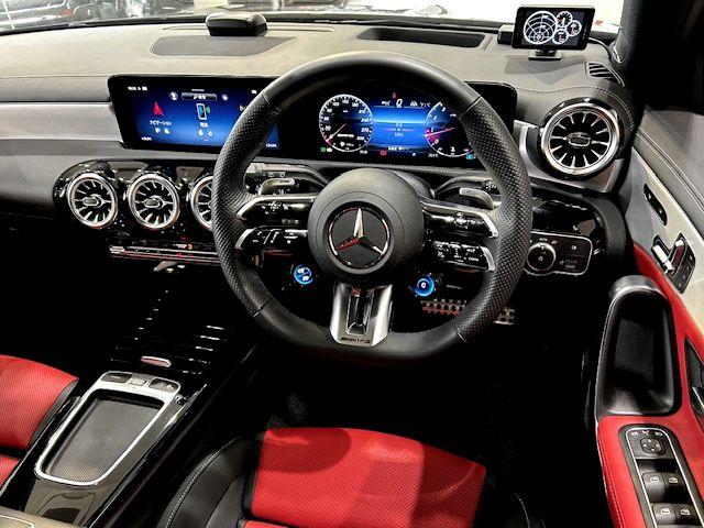Ａクラス Ａ４５　Ｓ　４マチック＋　フロントプロテクションフィルム・ＡＬＰＩＮＥデジタルインナーミラー・ＡＭＧパフォーマンスＰＫＧ・アドバンスドＰＫＧ・ＡＭＧパフォーマンスシート・サンルーフ・シートヒーター・シートクーラー（18枚目）