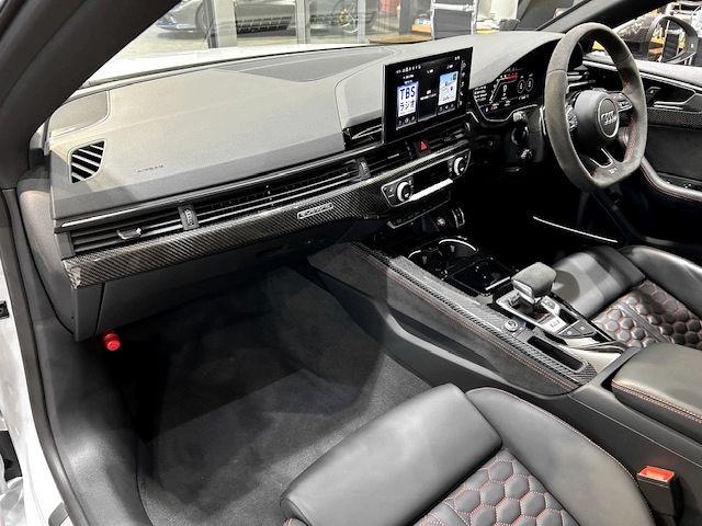 RS5スポーツバック ベースグレード(13枚目)