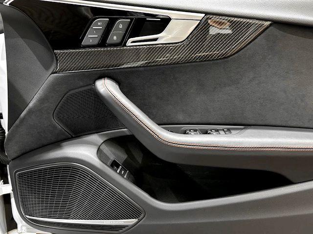 RS5スポーツバック ベースグレード(15枚目)