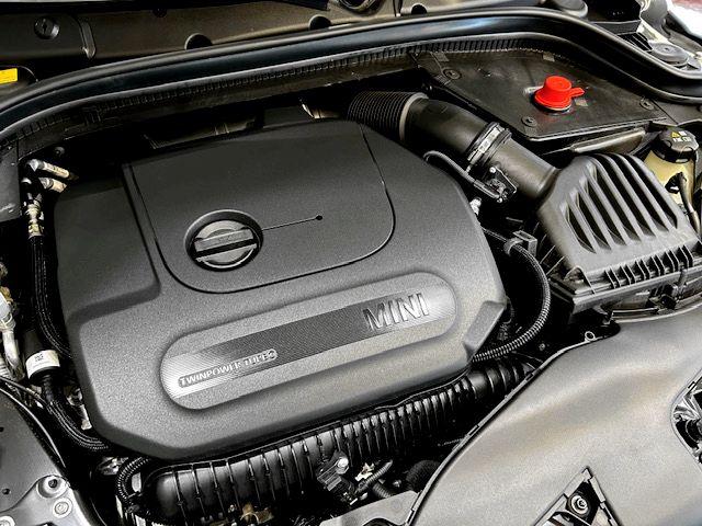 MINI クーパSコンバチブルプレミアムプラPミニユアズトリム MINI Yoursレザーシート・ユニオンジャック幌・ワンオーナー(31枚目)