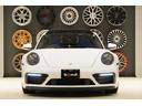 ９１１カレラＧＴＳ　スポーツクロノパッケージ　スポーツデザインパッケージ　電動ガラスサンルーフ　イオナイザー　エクスクルーシブデザインテールライト　全周囲カメラ　シートヒーター　ガラスルーフ（26枚目）